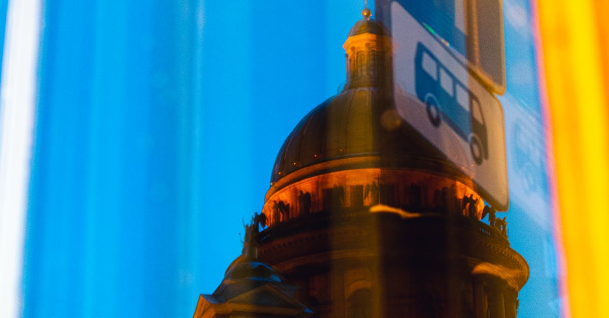 Essential Cleaning Methods for Glass Windows